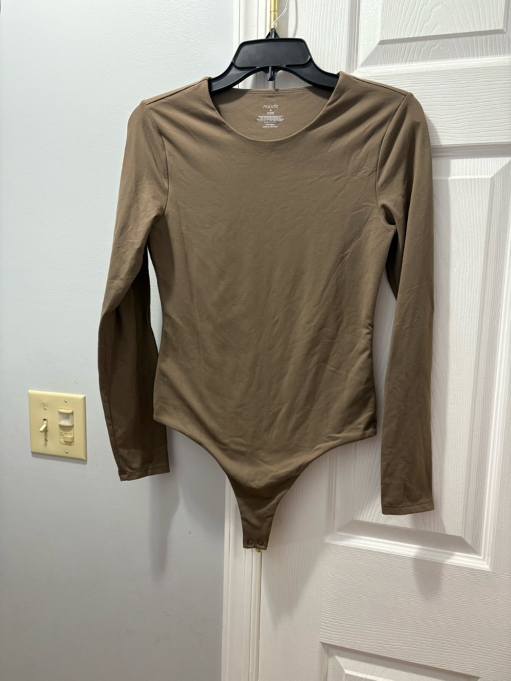Nuuds Long Sleeve Bodysuit Mocha/ Taupe Brown Size Medium Pre-owned